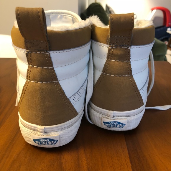 Vans high-top sneakers women’s size 6.5 - Picture 3 of 3